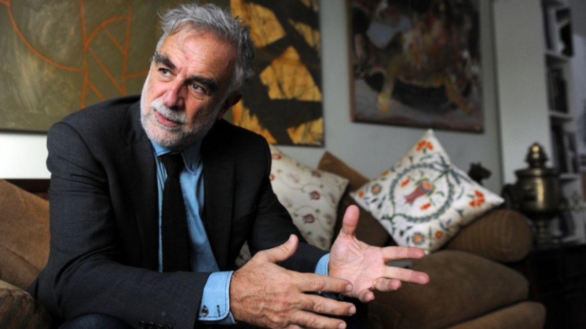 Luis Moreno Ocampo: 