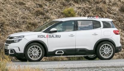 Peugeot prueba la nueva generación del 3008