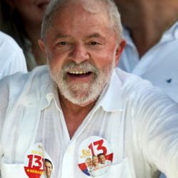 Si bien al principio la elección mostraba arriba a Jair Bolsonaro, a lo largo de la jornada Lula logró imponerse como ganador.  | Foto:CEDOC