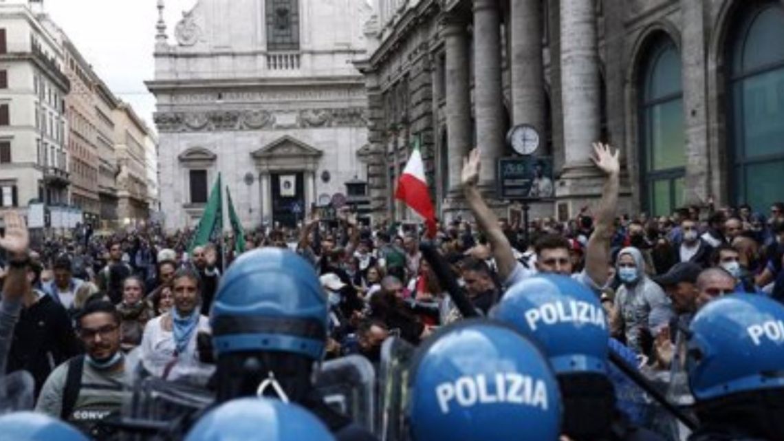 Proteste in Italia contro gli aumenti tariffari