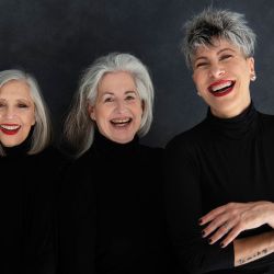 A María Teresa, Eve y Karina no la define el color de pelo ni la edad, sino la actitud.