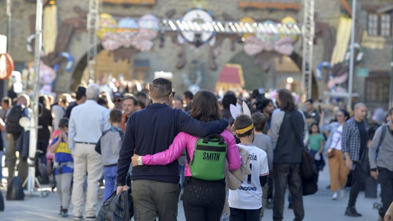 Éxodo de turistas: viajaron 1,4 millones de personas en el último feriado largo | Perfil