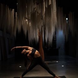 Annie Moves, la instructora de yoga que triunfa en Instagram