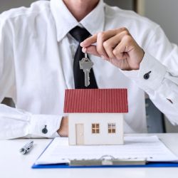 La contratación de un seguro de hogar es muy útil tanto para proteger una casa como a los objetos y las personas que allí habitan | Foto:Goodlymedia