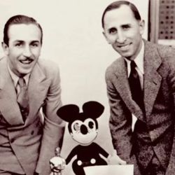 Walt y Roy Disney