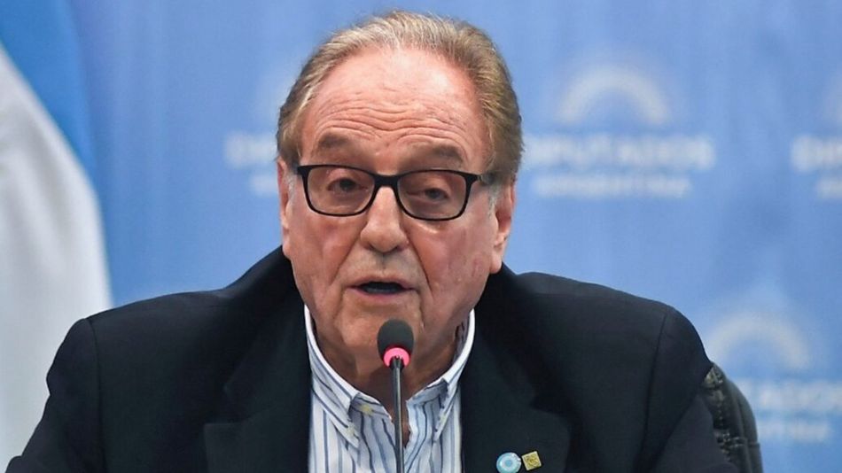 Carlos Heller