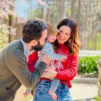 Nació el segundo hijo de Mandy Moore, la actriz de This is us: "Ozzie está aquí"