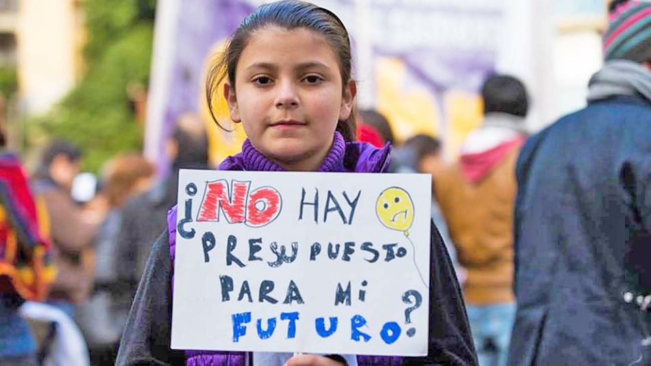 2022_10_23_presupuesto_educacion_cedoc_g
