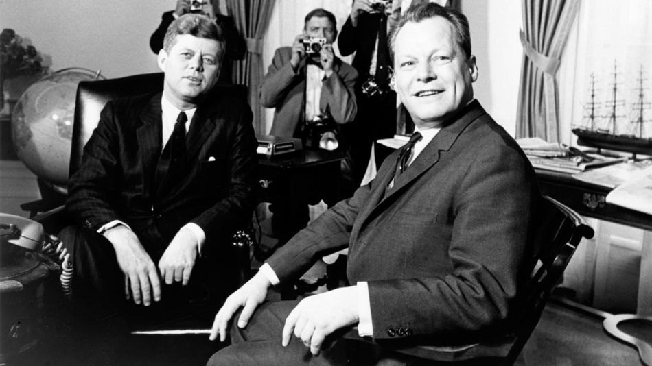 ex canciller federal de Alemania Willy Brandt y John Kennedy 20221024