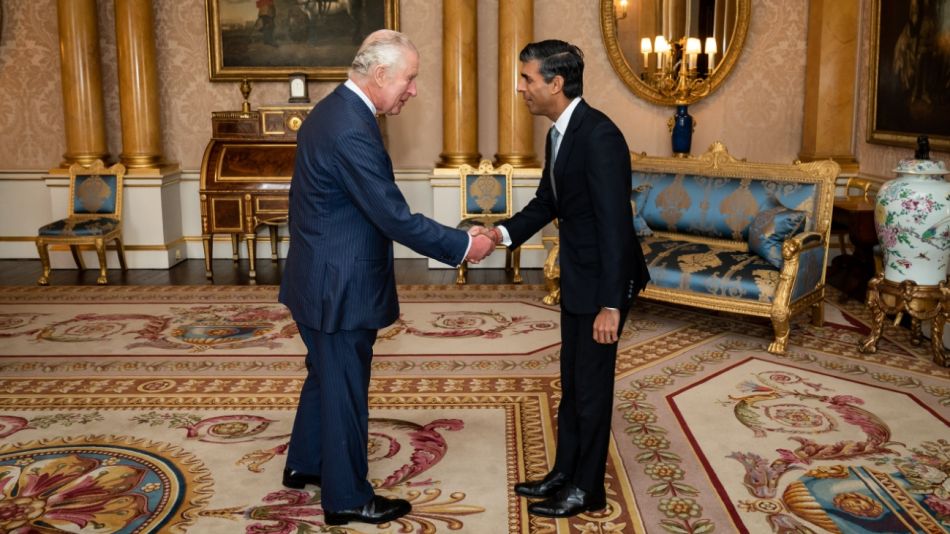20221026 Rishi Sunak con el Rey Carlos