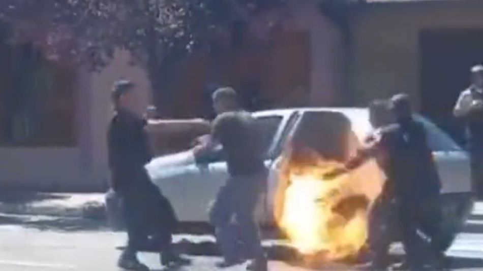 Mendoza: prendió fuego su auto 20221028