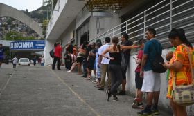 queue to vote, Brazil election 2022