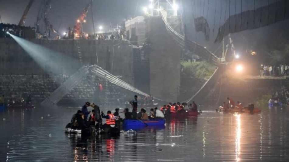 india tragedia puente colgante g_20221031