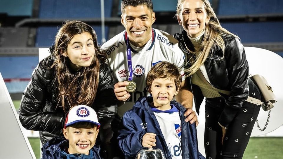 Luis Suárez y su familia 