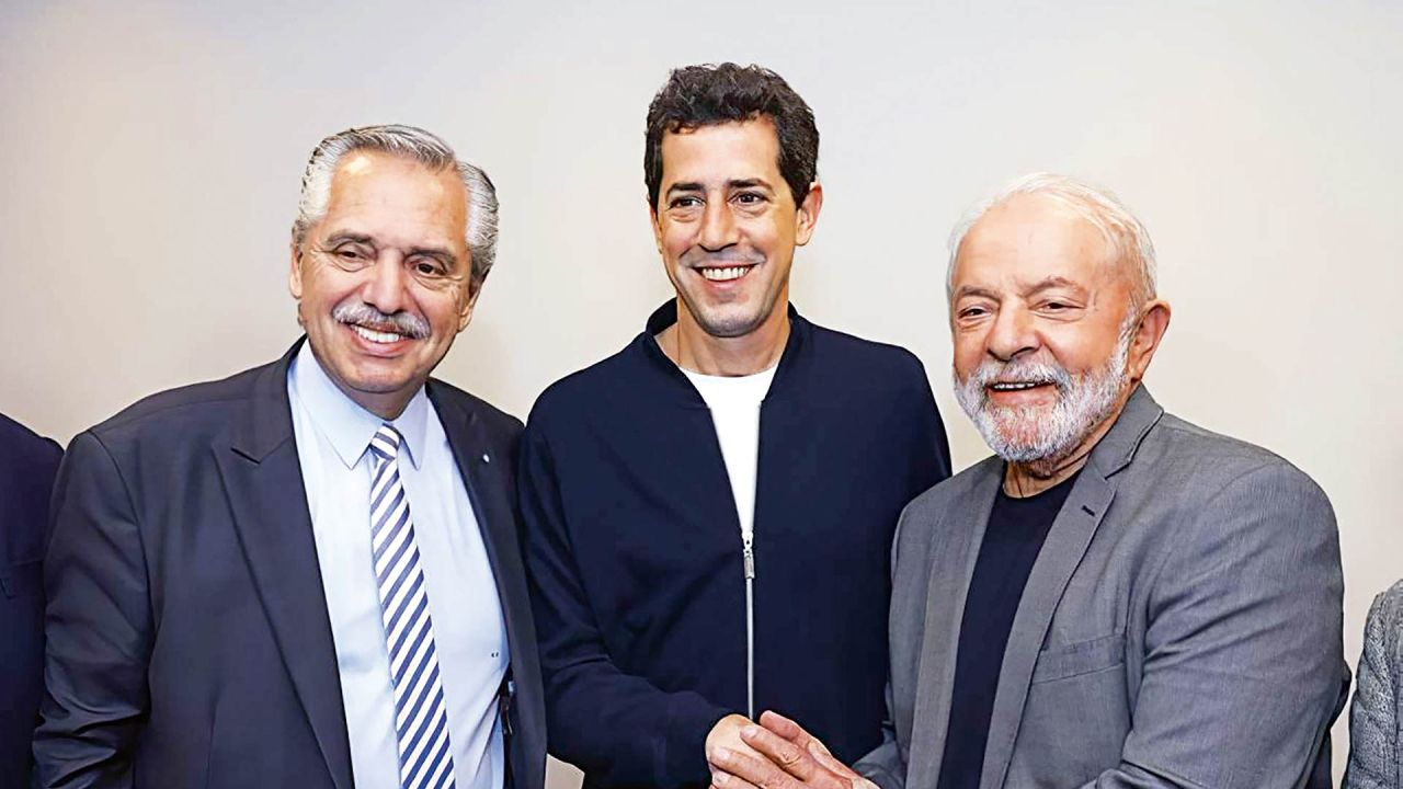 Alberto, Lula y Wado de Pedro | Foto:Cedoc
