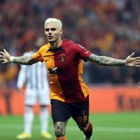 Mauro Icardi se hizo un radical cambio de look: "Noche increíble"