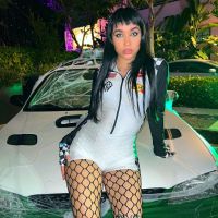 Rusherking y la China Suárez imitan el look Motomami de María Becerra