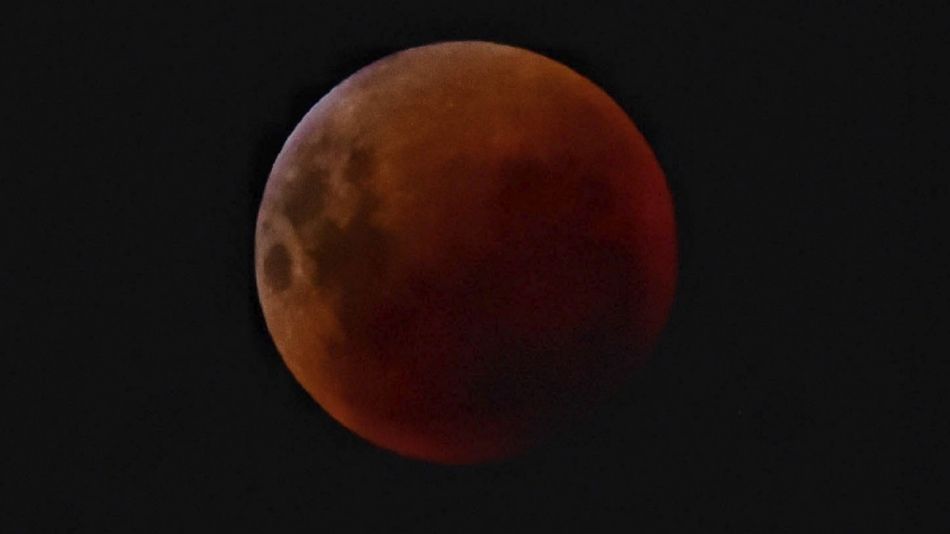 Luna de sangre: las mejores indicaciones para poder apreciar el eclipse lunar de este martes