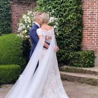 Coni Mosqueira se casó con Alejandro Fantino: los detalles de su vestido de novia