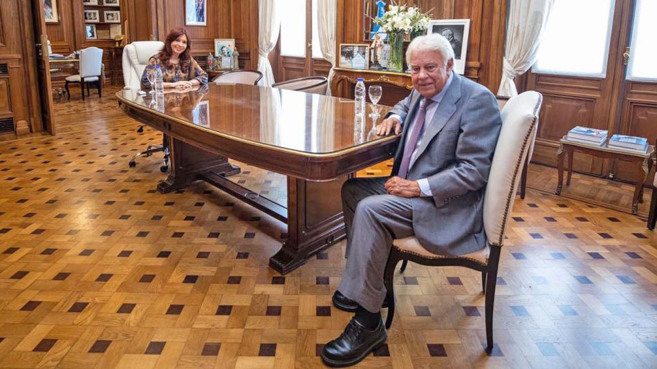 2022_11_13_cristina_kirchner_felipe_gonzalez_cedoc_g