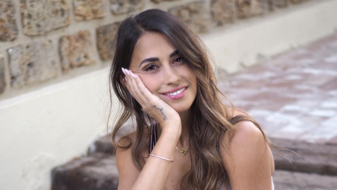 Antonela Roccuzzo debuta como modelo: el adelanto de la campaña que ...