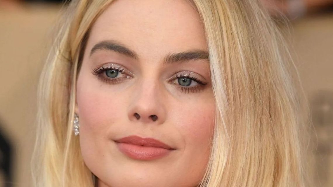Cómo es y cuánto cuesta la estadía de Margot Robbie en la cabaña de