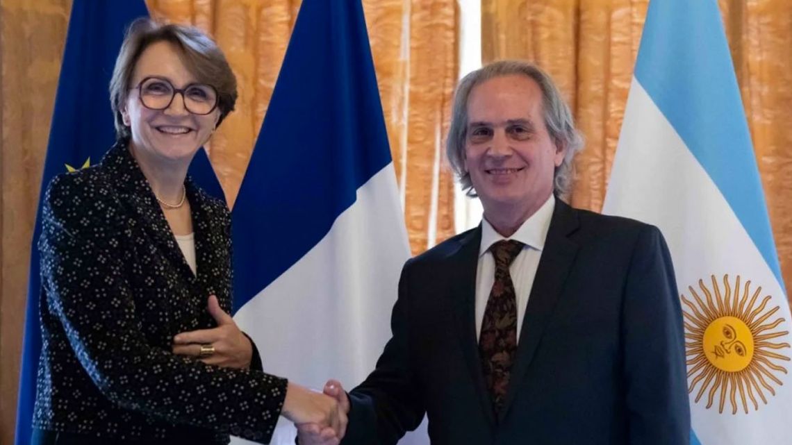 France’s Ambassador to Argentina Anne-Marie Descôtes passed the digital files to Argentina’s Deputy Foreign Minister Pablo Tettamanti at an event earlier this week.