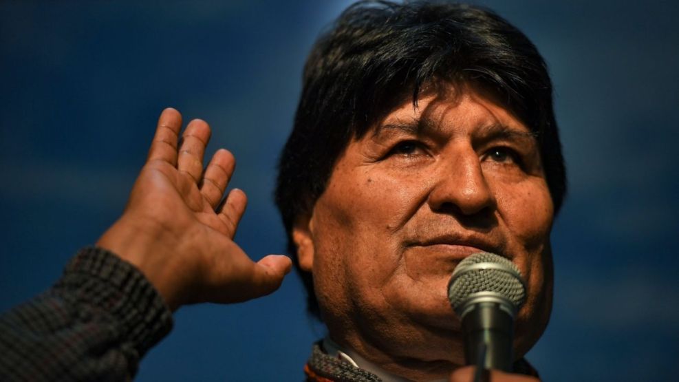 Evo Morales encabezará la gestión de un club de fútbol boliviano