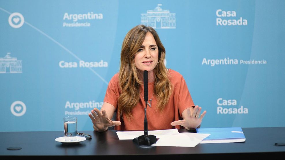 Victoria Tolosa Paz 20221118