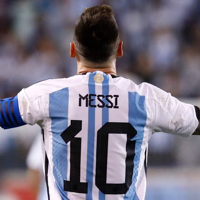 Lionel messi jersey number sales history