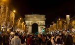 Navidad: así fue la tradicional iluminación de Champs-Élysées en París