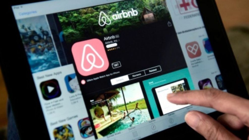 Airbnb no acepta pesos y para vacacionar en Argentina se pagará en dólares