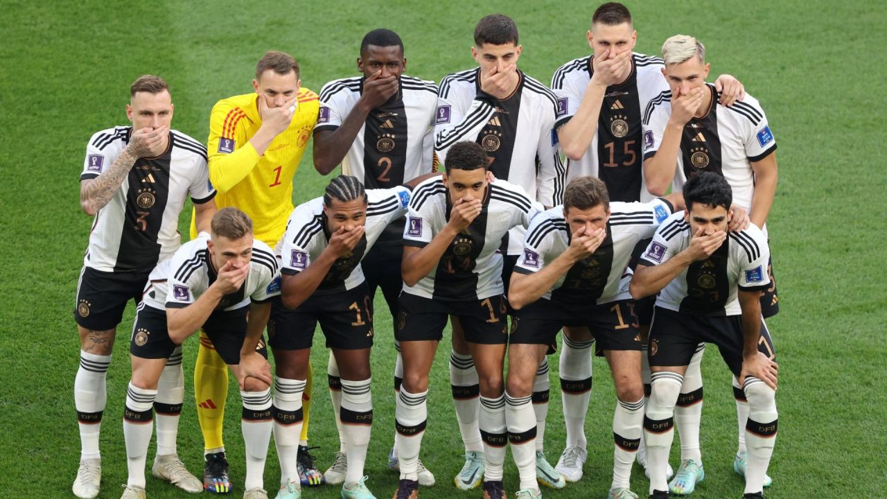 El Mundial de la tolerancia: FIFA prohibe uniforme de Bélgica por incluir  la palabra Love