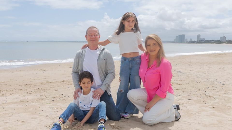 Daniel Castro y su familia en Punta del Este.