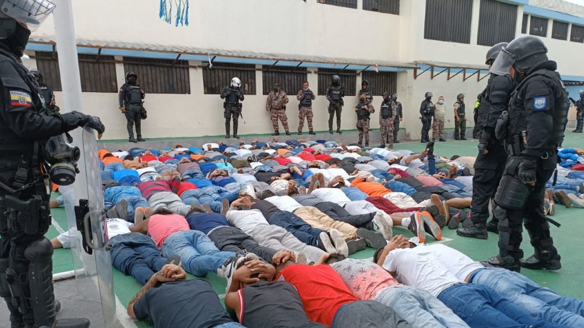 Handout picture released by the SNAI prison authority showing security forces during an operative at Pichincha 1 prison in Quito on 18 November 2022.