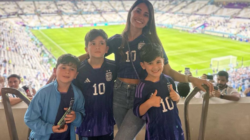 El efusivo saludo de Antonela Roccuzzo a Messi: "¡Cómo te amo!"