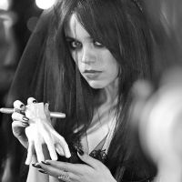 Quién es Jenna Ortega, la actriz que le dio vida a la Merlina de Tim Burton