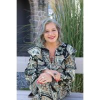 Vanesa Duran: Empresa número uno en venta directa de semijoyas por catálogo