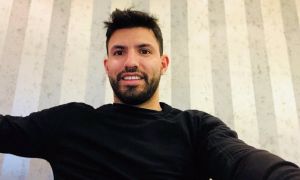 Sergio Kun Agüero bailando en Qatar
