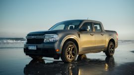 Ford fomenta la creatividad de los propietarios con la nueva Maverick, la innovadora pickup compacta y exponente de la Raza Fuerte de la marca. Su caja de carga propone cuatro accesorios que brindan versatilidad y estilo sin perder la robustez. Detalles de confort que definen compras.
