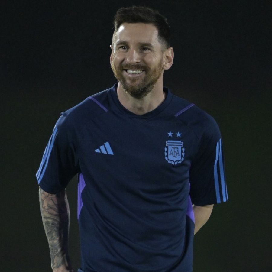Muchos no lo pueden creer: El PRECIO de la polera de Lionel Messi que fue  tendencia