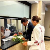 Se casó Manu Viale, la hermana de Juana Viale