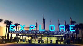 Las fiestas de fin de año llegan con todo al Kennedy Space Center Visitor Complex.