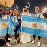 La producción exclusiva de la familia Noble Herrera alentando a la Selección