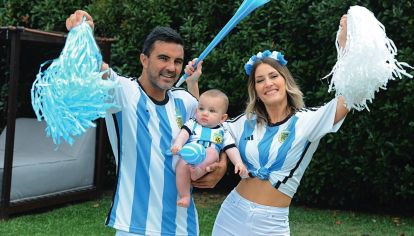 Mica Viciconte y Fabián Cubero viven el Mundial junto a su primer hijo