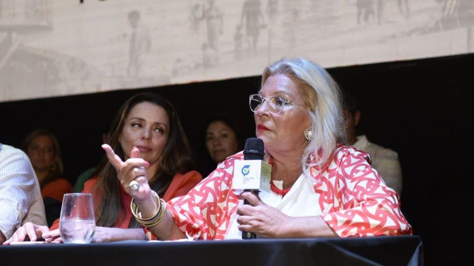 Carrió encabezó el plenario de la Coalición Cívica.