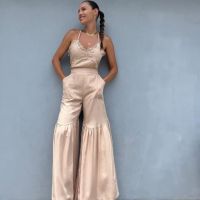 Pampita y su look tendencia para navidad