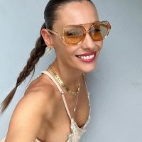 Pampita y su look tendencia para navidad