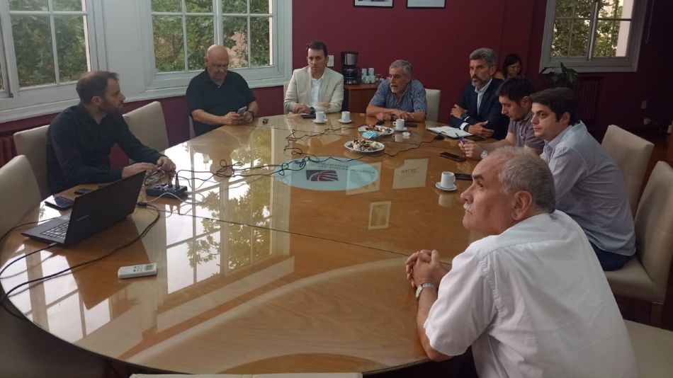 Reunión con intendentes en Mendoza