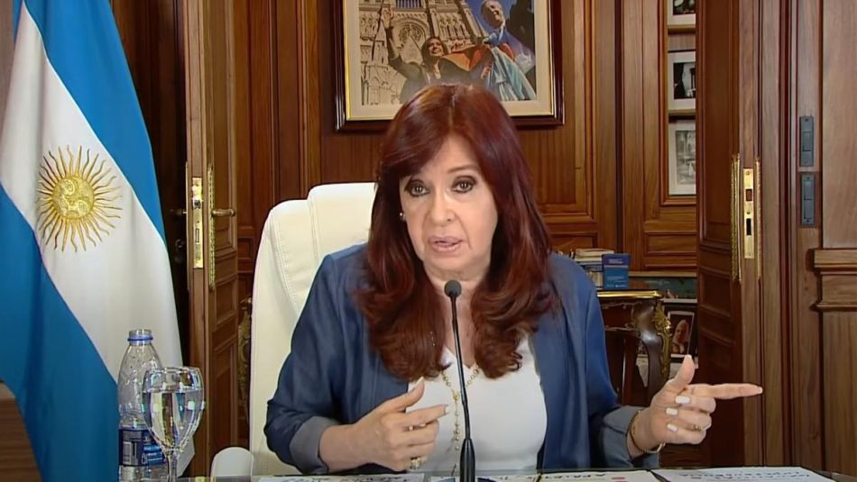 Cristina Kirchner durante su duro descargo en redes sociales